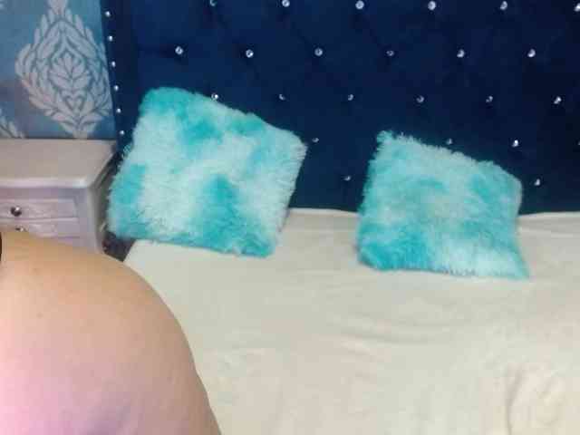 sofiacowperx webcam