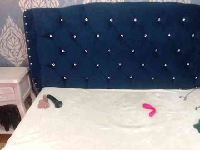 sofiacowperx webcam