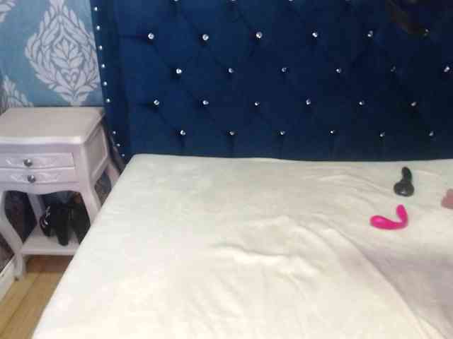 sofiacowperx webcam
