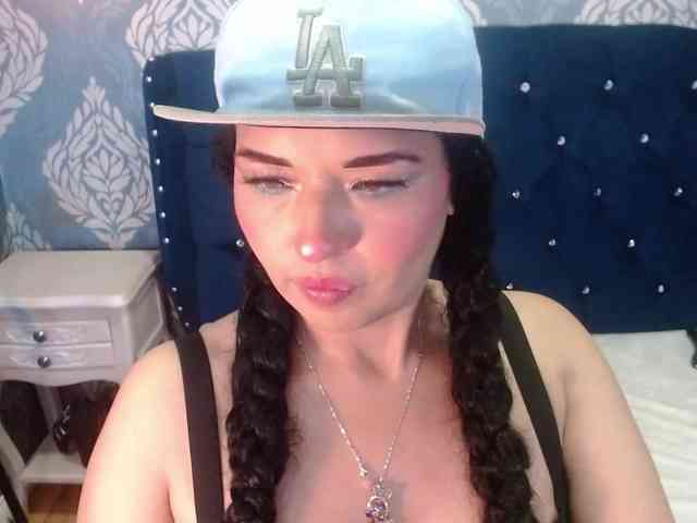 sofiacowperx webcam