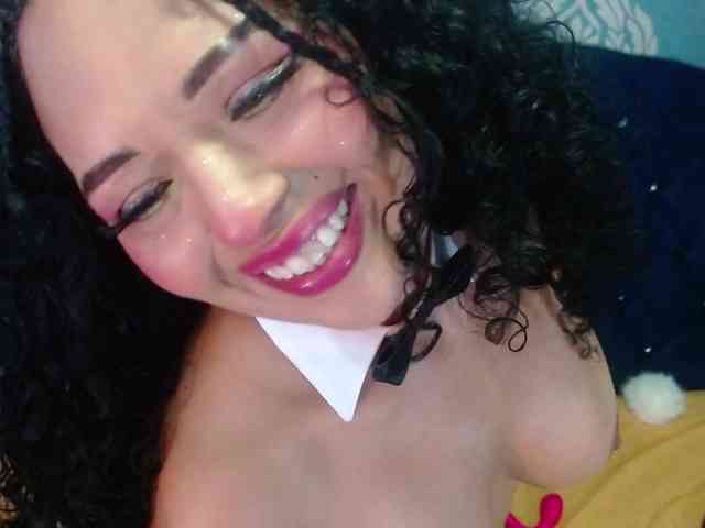 sofiacowperx webcam
