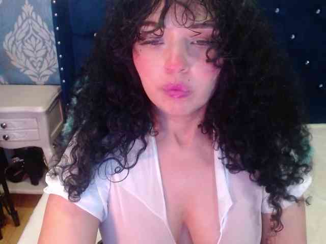 sofiaCowperx