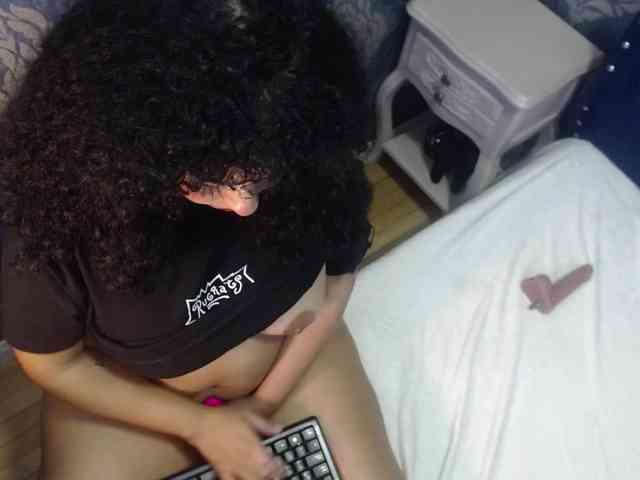 sofiacowperx webcam