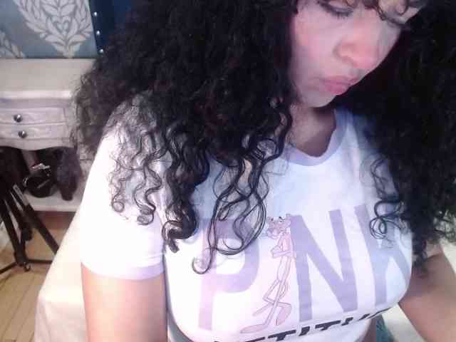 sofiacowperx webcam