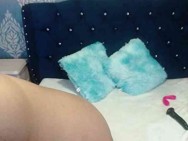 sofiacowperx webcam