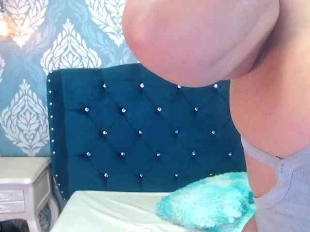 sofiacowperx webcam