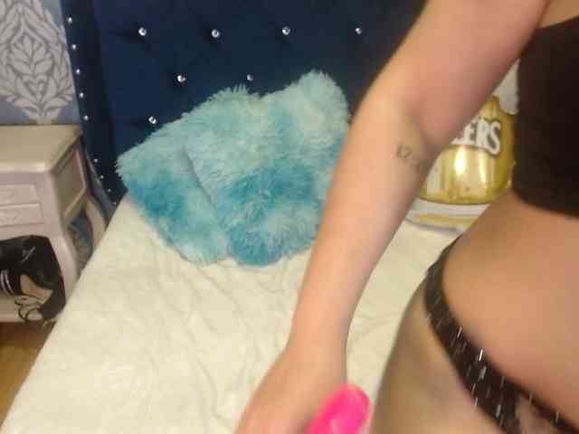 sofiacowperx webcam