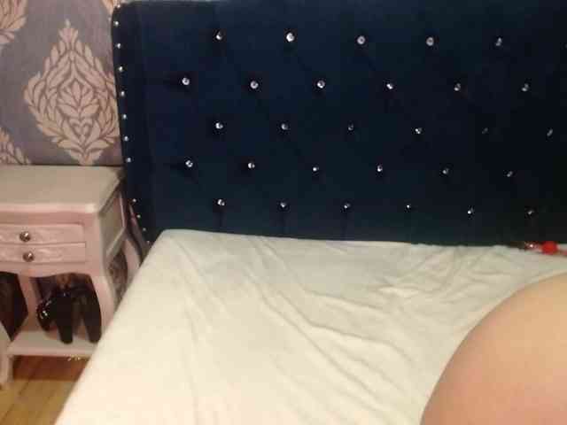 sofiacowperx webcam