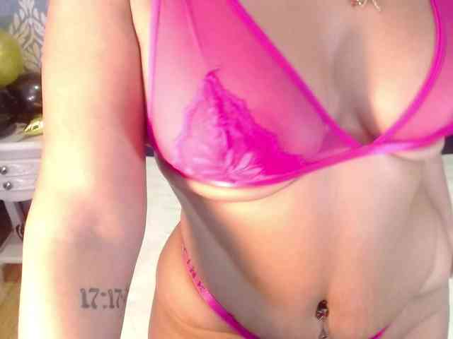 sofiacowperx webcam
