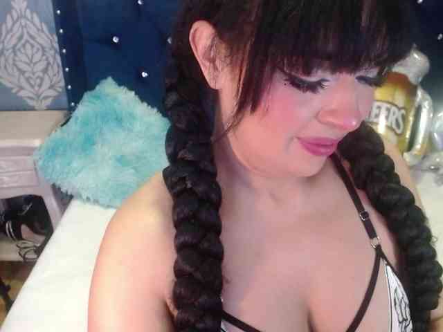 sofiacowperx webcam