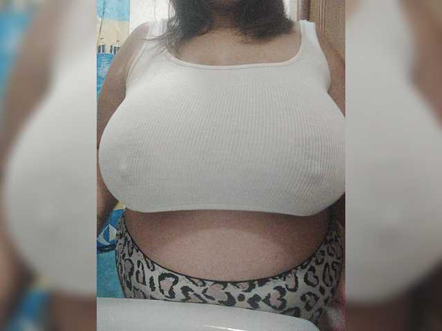 Xo4y-SeX-TpaX live webcam show