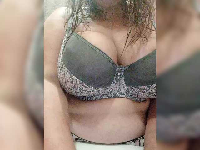 Xo4y-SeX-TpaX live webcam show
