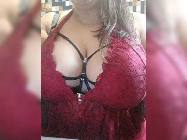 sexykucka live cam on BongaCams