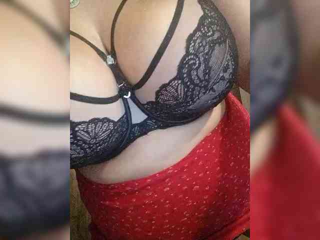 Xo4y-SeX-TpaX webcam