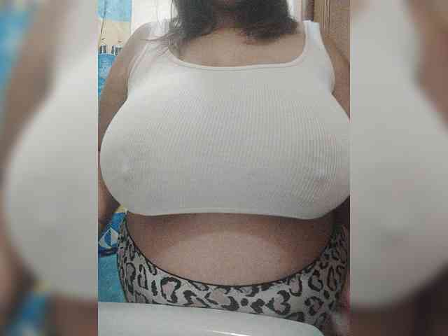 Xo4y-SeX-TpaX webcam