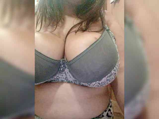 Xo4y-SeX-TpaX webcam