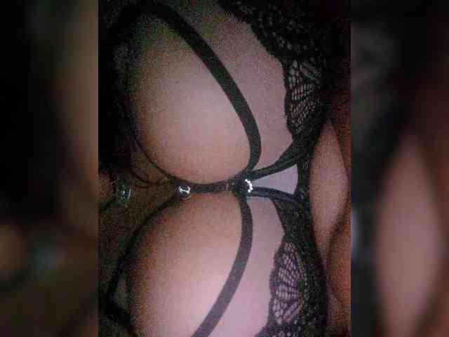 Xo4y-SeX-TpaX webcam