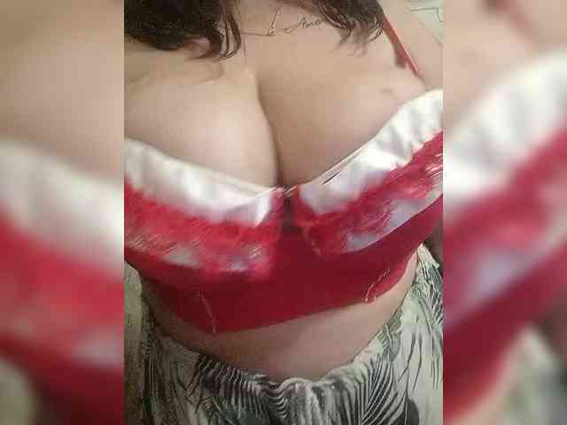 Xo4y-SeX-TpaX webcam