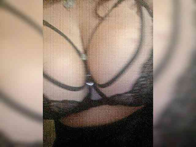 Xo4y-SeX-TpaX webcam
