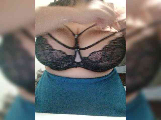 Xo4y-SeX-TpaX webcam