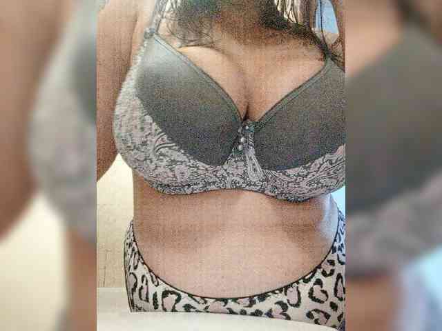 Xo4y-SeX-TpaX webcam