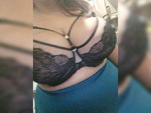 Xo4y-SeX-TpaX webcam