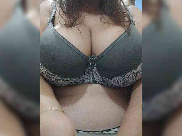 Xo4y-SeX-TpaX webcam