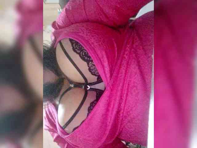 Xo4y-SeX-TpaX webcam