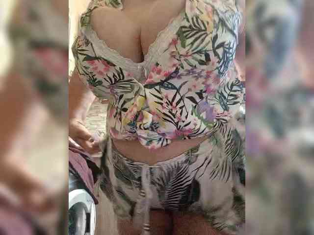 Xo4y-SeX-TpaX webcam