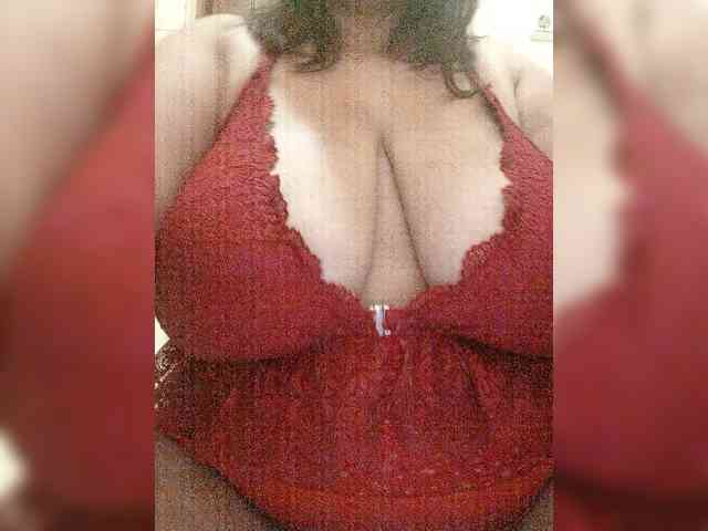 Xo4y-SeX-TpaX webcam