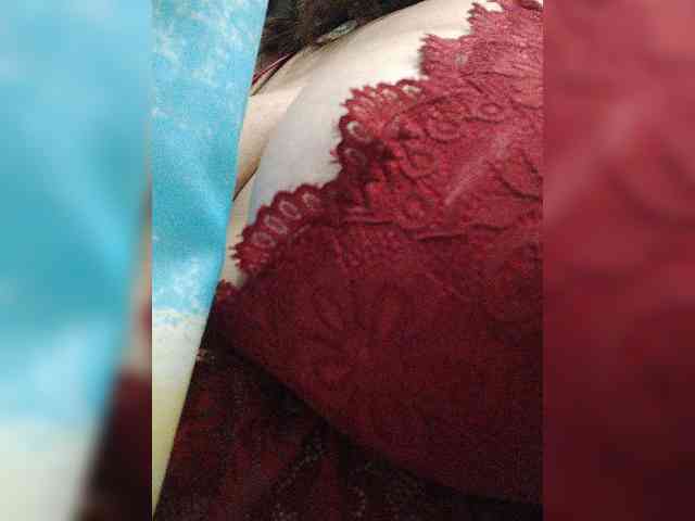 Xo4y-SeX-TpaX webcam