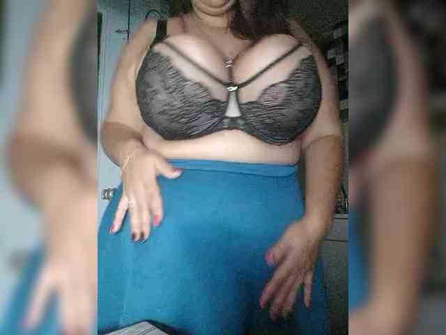 Xo4y-SeX-TpaX webcam