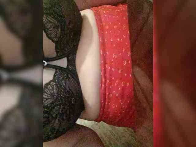Xo4y-SeX-TpaX webcam