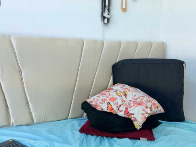 mikoto-urab's BongaCams show and profile