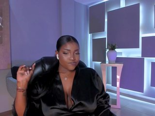 SavannahStorm's Live Webcam