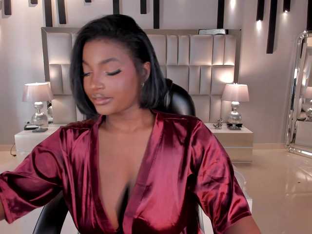 SavannahStorm live webcam show