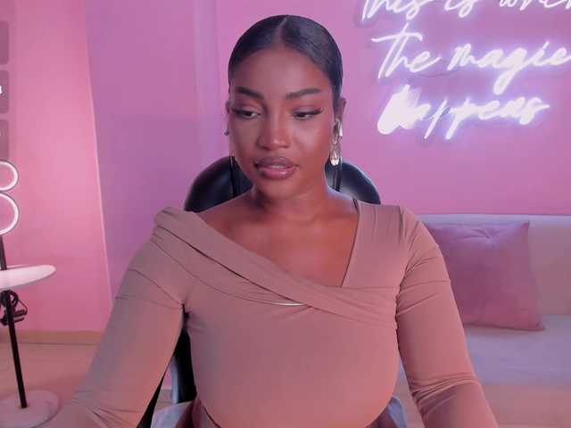 SavannahStorm's BongaCams show and profile