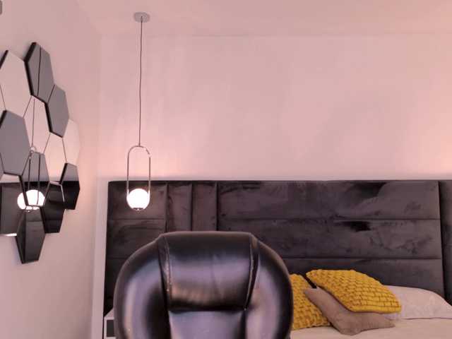 SavannahStorm live webcam show