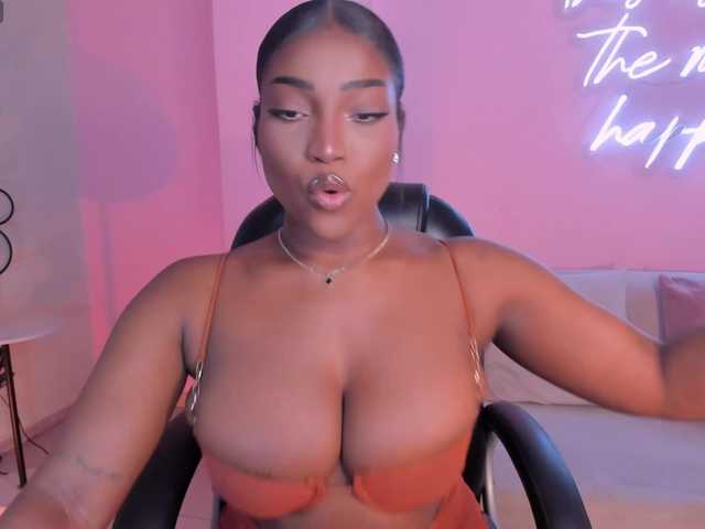 SavannahStorm's BongaCams show and profile