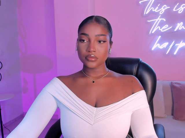 SavannahStorm's BongaCams show and profile