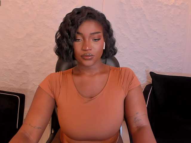 SavannahStorm's BongaCams show and profile