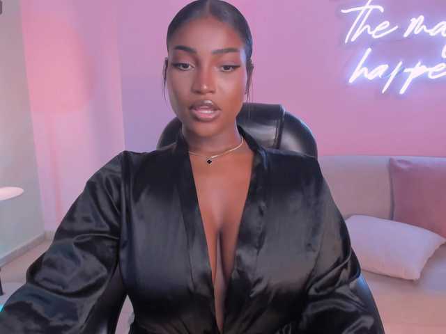 SavannahStorm's BongaCams show and profile