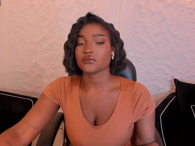 SavannahStorm's BongaCams show and profile