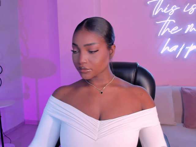 SavannahStorm's BongaCams show and profile