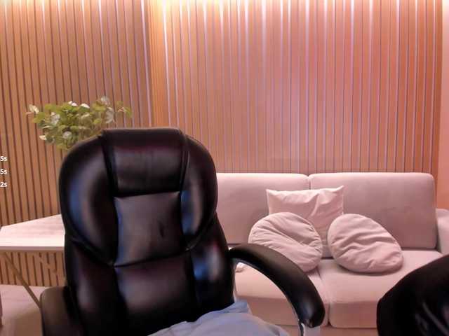 SavannahStorm live cam on BongaCams