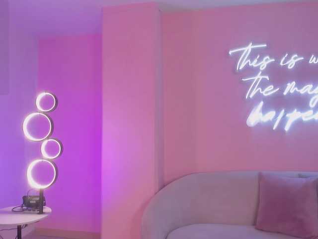 SavannahStorm live cam on BongaCams
