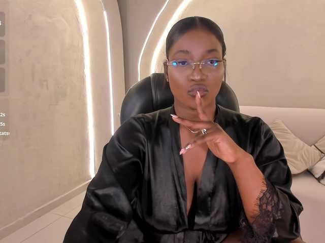 SavannahStorm live webcam show