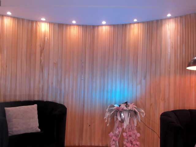 SavannahStorm live cam on BongaCams