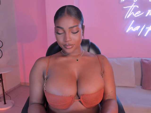 SavannahStorm's BongaCams show and profile