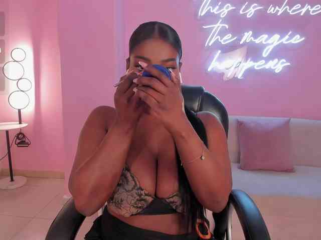 SavannahStorm webcam